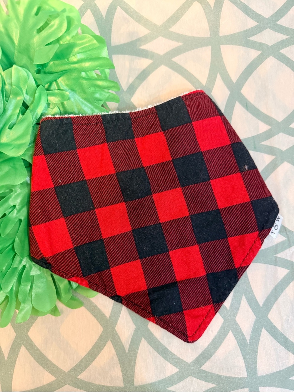 10/$25 • Tay & Willow Buffalo Plaid Bandana Bib